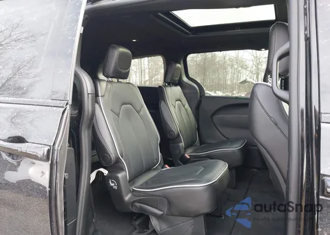 2026 Chrysler Pacifica Limited z USA, uszkodzony, nr VIN 2C4RC1GG1TR162012